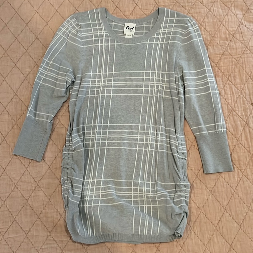 Led Gray and White Maternity Sweater